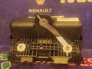 Подушка безопасности водителя 00517511870 Lancia Delta III