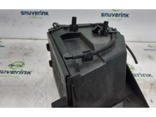 Блок предохранителей K68286175AA, K68282231AA Jeep Compass