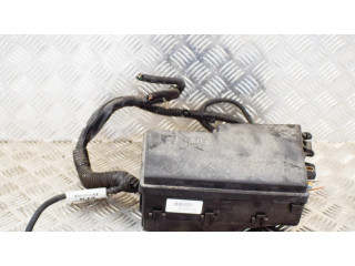 Блок предохранителей  AV6T14A067AD, F1FT14K733BJA   Ford Focus    