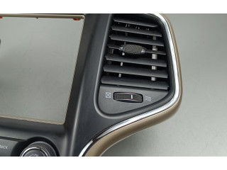 Интеркулер  P05091849AF   Jeep Grand Cherokee 