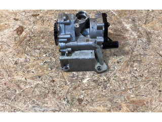 Масляный насос   851375607  BMW 3 F30 F35 F31 