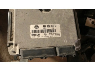 Блок управления двигателя 0261206144, 06A906018DJ Skoda Octavia Mk1 (1U)