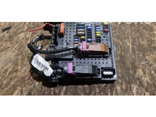 Блок предохранителей 30728512   Volvo XC90    