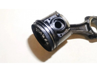 Píst rf8b Mazda 626 pro naftový motor 2.0