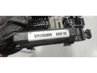 Рулевая рейка Блок предохранителей 9650663880, 31641780 Peugeot 406 1999 - 2006 года