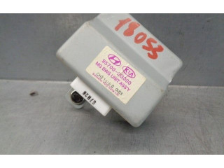 Блок управления 957002G000   KIA Magentis