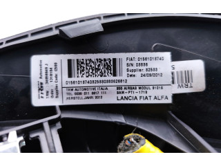 Подушка безопасности для колен 01561013740 Alfa Romeo Mito