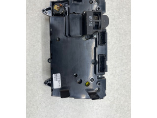 Блок управления климат-контролем 30746022, 07W15E02   Volvo XC70