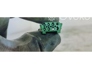 Зеркало электрическое        Volkswagen New Beetle  1998 - 2011 года   