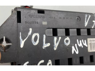 Блок предохранителей  9162323, 9441776   Volvo V70    