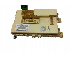 Блок предохранителей  91950-4Y580   KIA Rio    