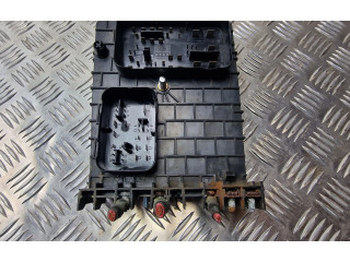 Блок предохранителей 1K0937124K Audi A3 S3 8P