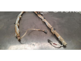 Боковая подушка безопасности    Lynk & co 01