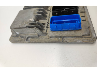Блок управления двигателя 12697902, 811839393   Chevrolet Camaro