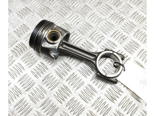  Поршень  04L107065A, 04L105401A  Skoda Octavia Mk3 (5E)  