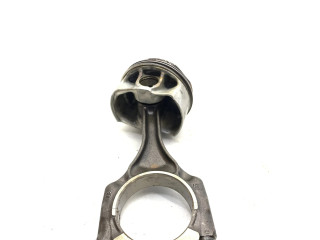 Píst 7647339 BMW 7 F01 F02 F03 F04 pro benzínový motor 4.4 N63 B44 B