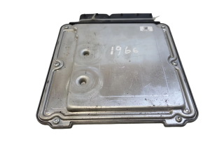 Řídící jednotka 0821014069, 03G906016LF Volkswagen Caddy 2007