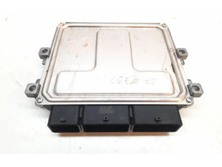 Řídící jednotka 237105499R Renault Sandero I 2016