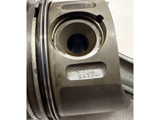  Поршень с шатуном  8857  Jeep Grand Cherokee (WJ)  