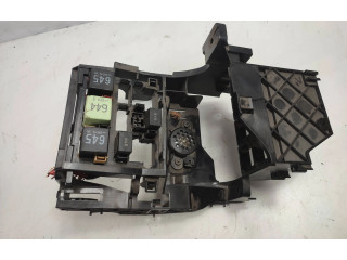 Блок предохранителей  7N0937503   Skoda Yeti (5L)    