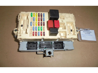 Блок предохранителей 501210100090 Maserati Quattroporte