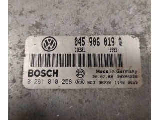 Блок управления двигателя 045906019Q, 28SA4228   Volkswagen Lupo