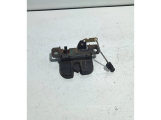 Zámek zadních dveří 2K0827505C Volkswagen Caddy 2006