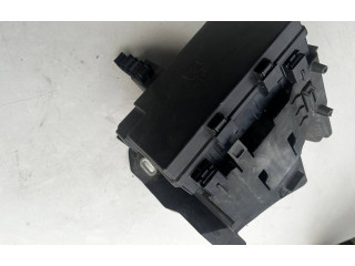 Блок предохранителей Jeep Grand Cherokee