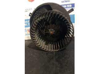 Вентилятор печки Skoda Octavia Mk2 (1Z)