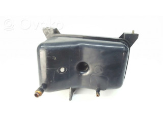 Расширительный бачок охлаждающей жидкости    