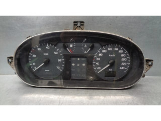 Панель приборов P8200071820, 7711368925 Renault Megane I