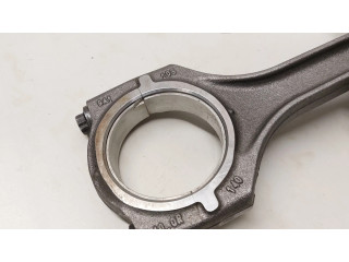 Píst 9A11031400R   Porsche Cayman 981  pro benzínový motor 3.4  