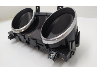 Přístrojová deska  Jaguar F-Pace 2018 HK8310849EE  