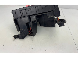 Блок предохранителей 1K0937118, 1306268503   Skoda Yeti (5L)    