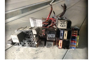 Pojistková skříňka Audi Q7 4L 2006