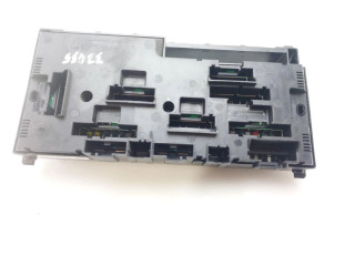 Блок предохранителей 9210863 BMW X3 F25