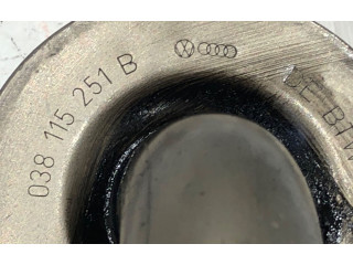 Масляный насос   038115121A  Skoda Octavia Mk2 (1Z) 