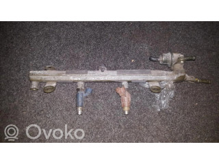 Топливная рампа inp780, inp781 fp3413280 Mazda 626 1.8