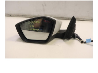 Зеркало электрическое Skoda Octavia Mk4 2019 - года
