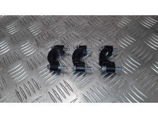 Другая деталь отсека двигателя