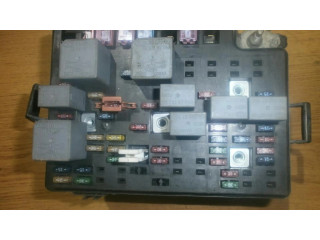 Pojistková skříňka KIA Rio 2002