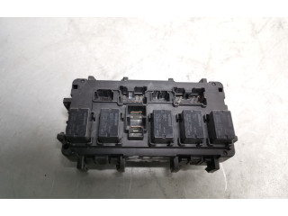 Pojistková skříňka 252307990A Infiniti Q50 2015