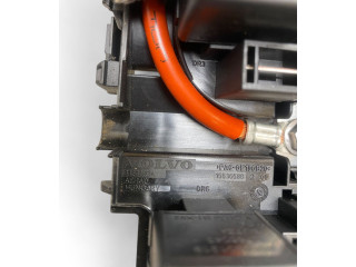 Блок предохранителей 31384034   Volvo XC90    