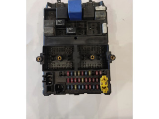 Блок предохранителей  P56038406AM, TQH15906BHW1   Jeep Cherokee    