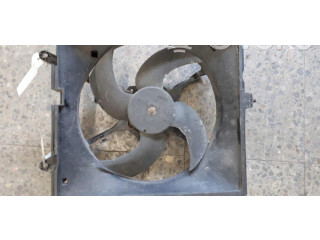 Вентилятор радиатора 8240247 Mitsubishi Carisma