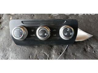 Блок управления климат-контролем 8X0820043C   Audi A1