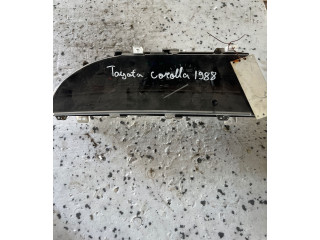 Přístrojová deska Toyota Corolla E90 1988