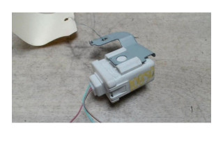 Блок управления центрального замка Suzuki Swift II  2010 - 2016 года       