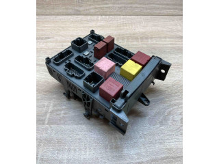 Pojistková skříňka 8200447440, 518835111 Renault Vel Satis 2000