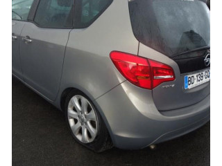 Панель приборов    Opel Meriva B       